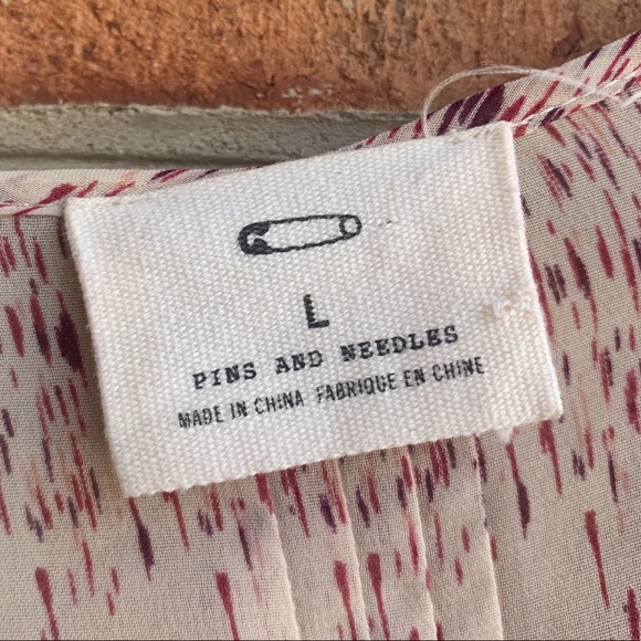 UO Sheer Printed Button Down Blouse - Picture 5 of 6